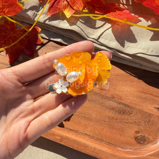 Ginkgo hair clip