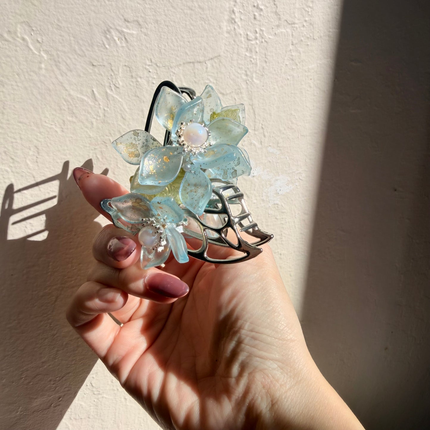 [LIMIITED] Glacial Petals Hair Claw